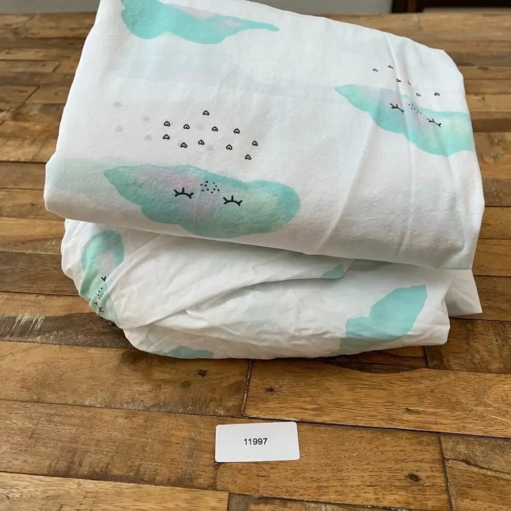 Crate & Kids Organic Cotton Twin Size Sheet Set Watercolor Cloud